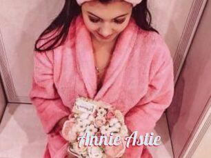 Annie_Astie