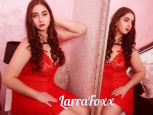 LarraFoxx