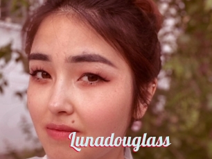 Lunadouglass