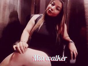 Mia_walker