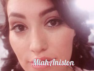MiahAniston
