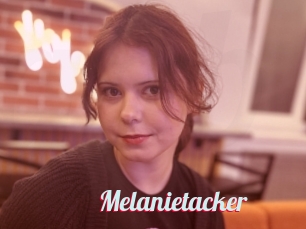 Melanietacker