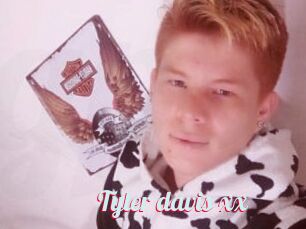 Tyler_davis_xx